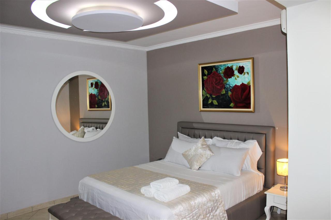 Luander Hotel ติรานา ห้อง รูปภาพ